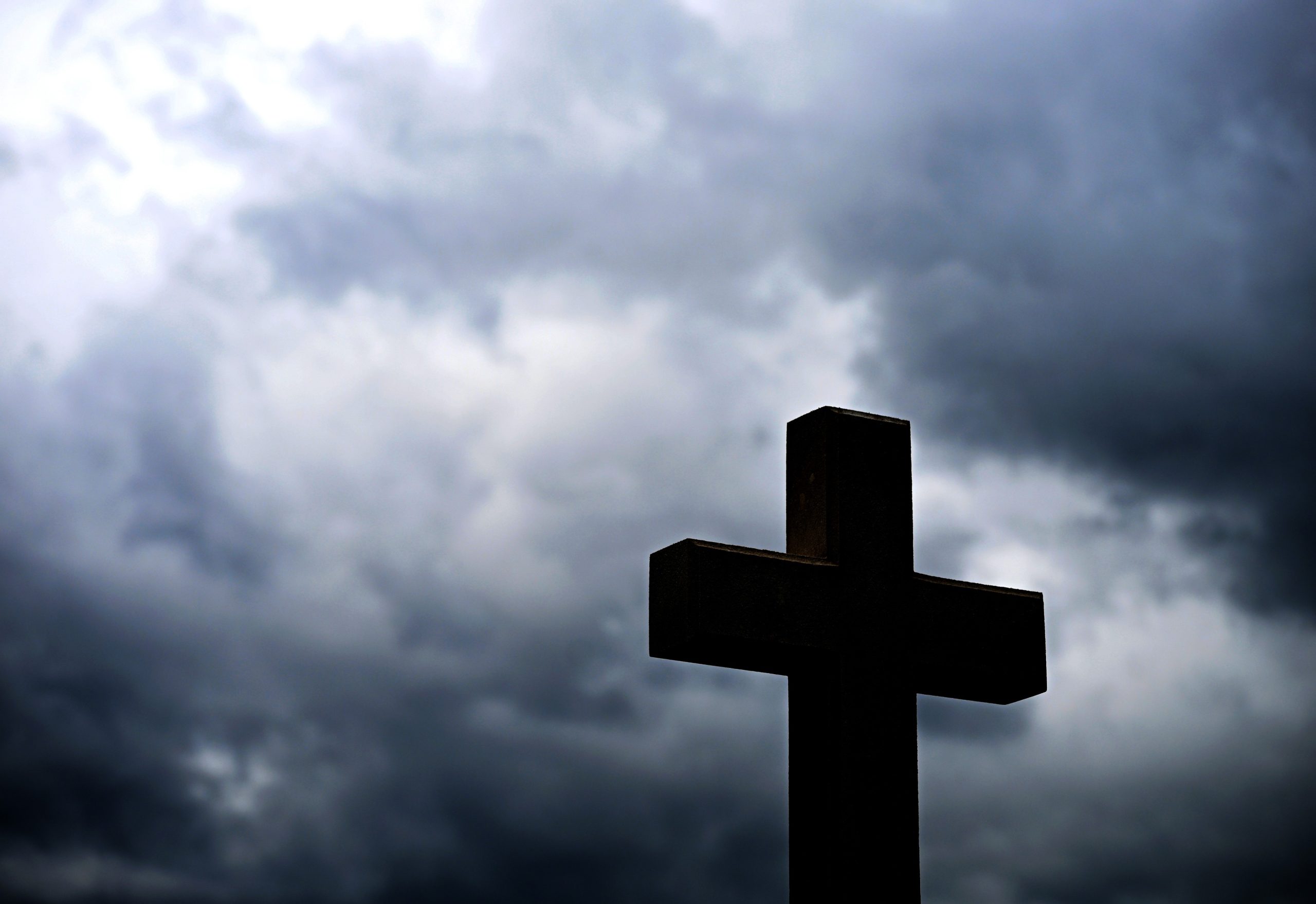 Sedemletnik umrl po padcu skozi okno na Dunaju