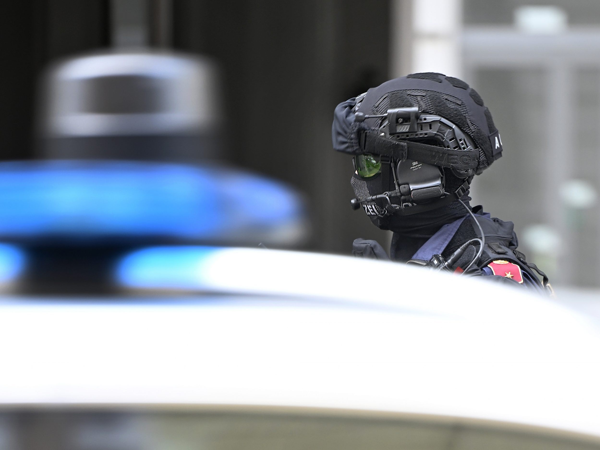 Der 18-Jährige wurde von der Polizei festgenommen.