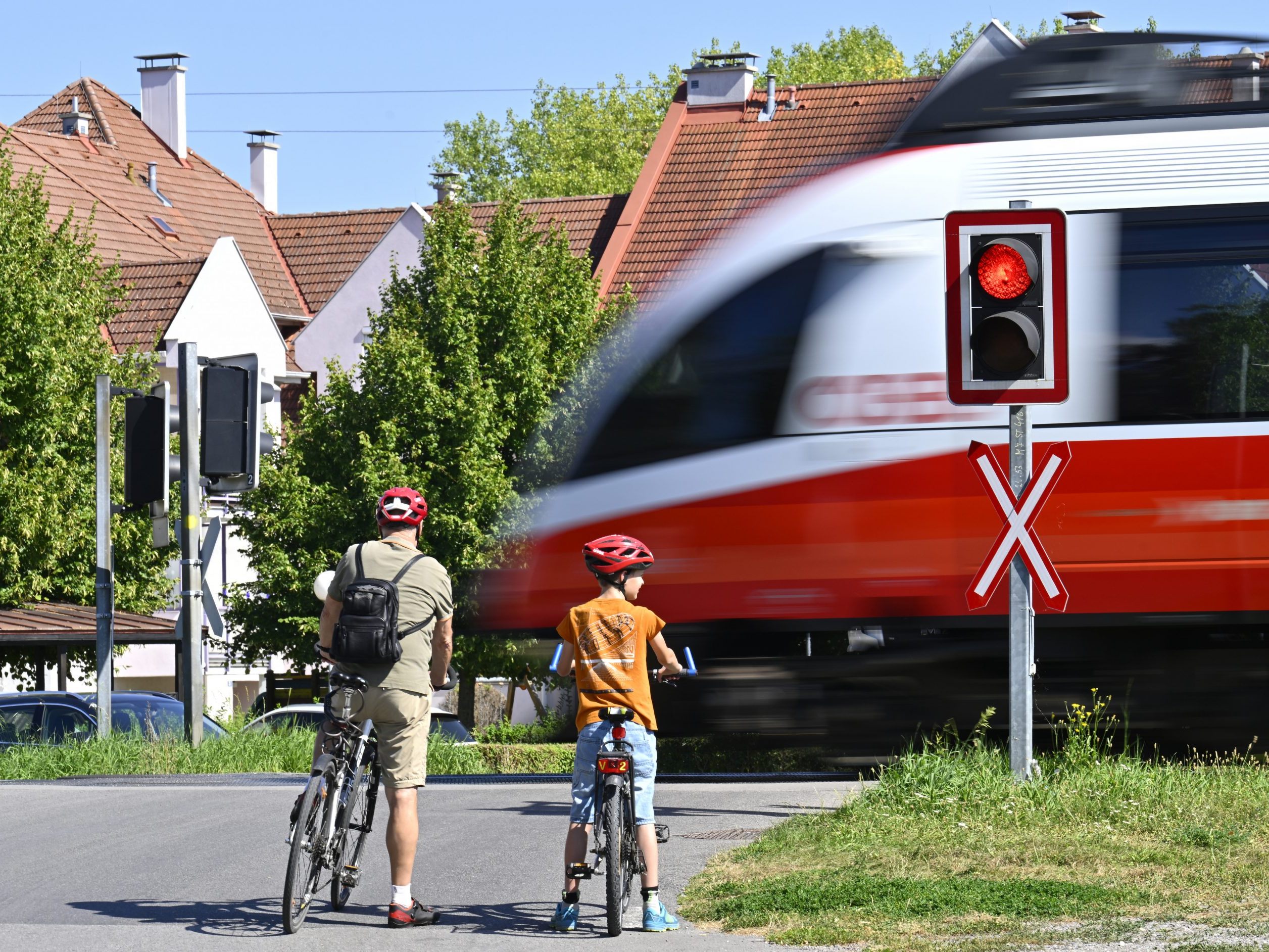 Staat kürzt ÖBB-Budget – Bahn reagiert mit Sparkurs und Preiserhöhung Staat kürzt ÖBB-Budget – Bahn reagiert mit Sparkurs und Preiserhöhung