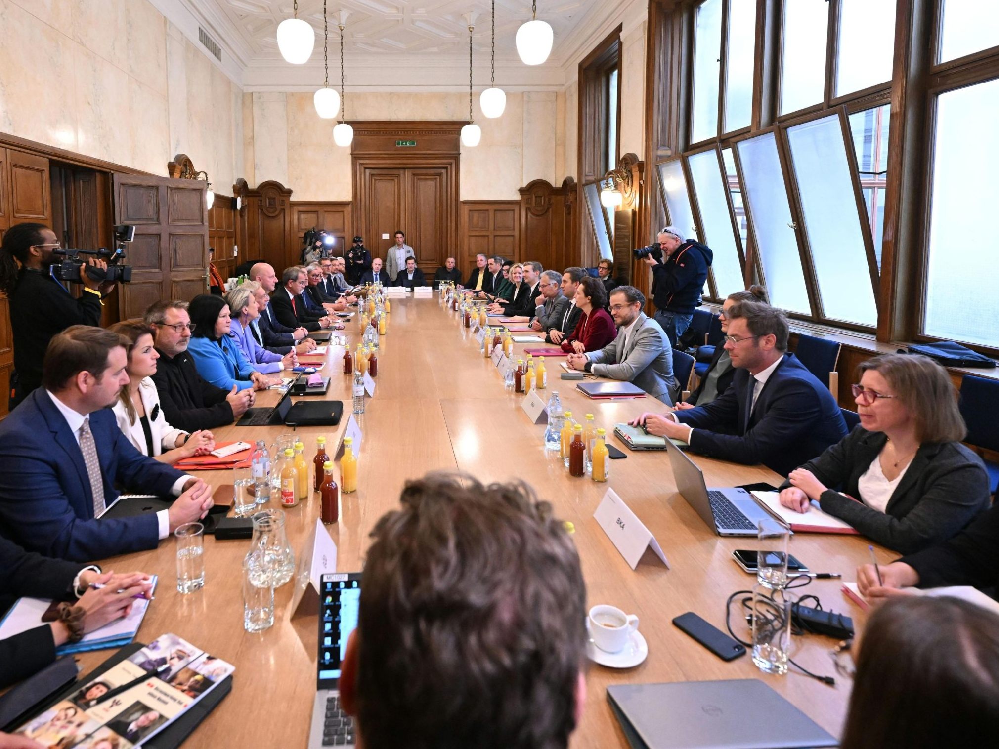Die Beamten-Verhandlungen gehen in die entscheidende Phase.
