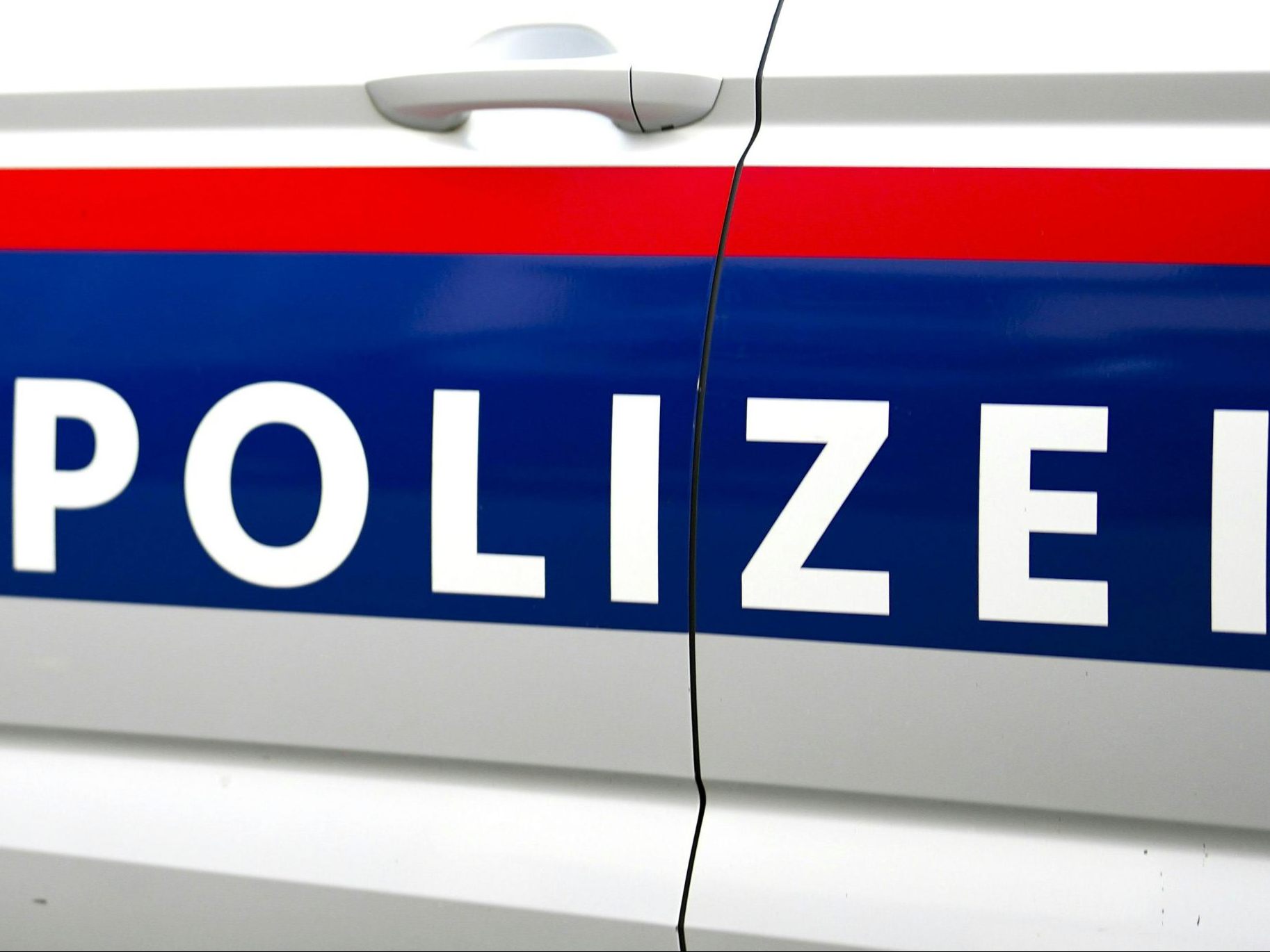 Der Mann wurde vorläufig festgenommen. Der Mann wurde vorläufig festgenommen.