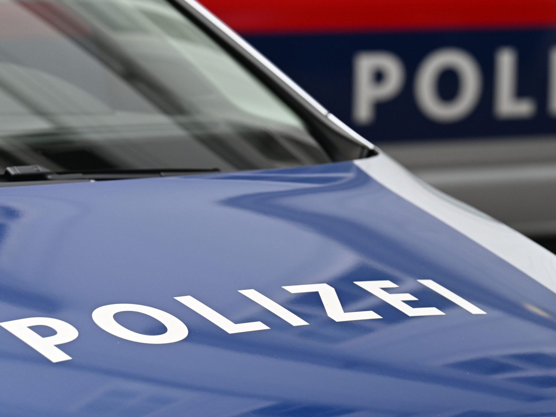 Das Opfer wurde einer Erziehungsberechtigten übergeben.