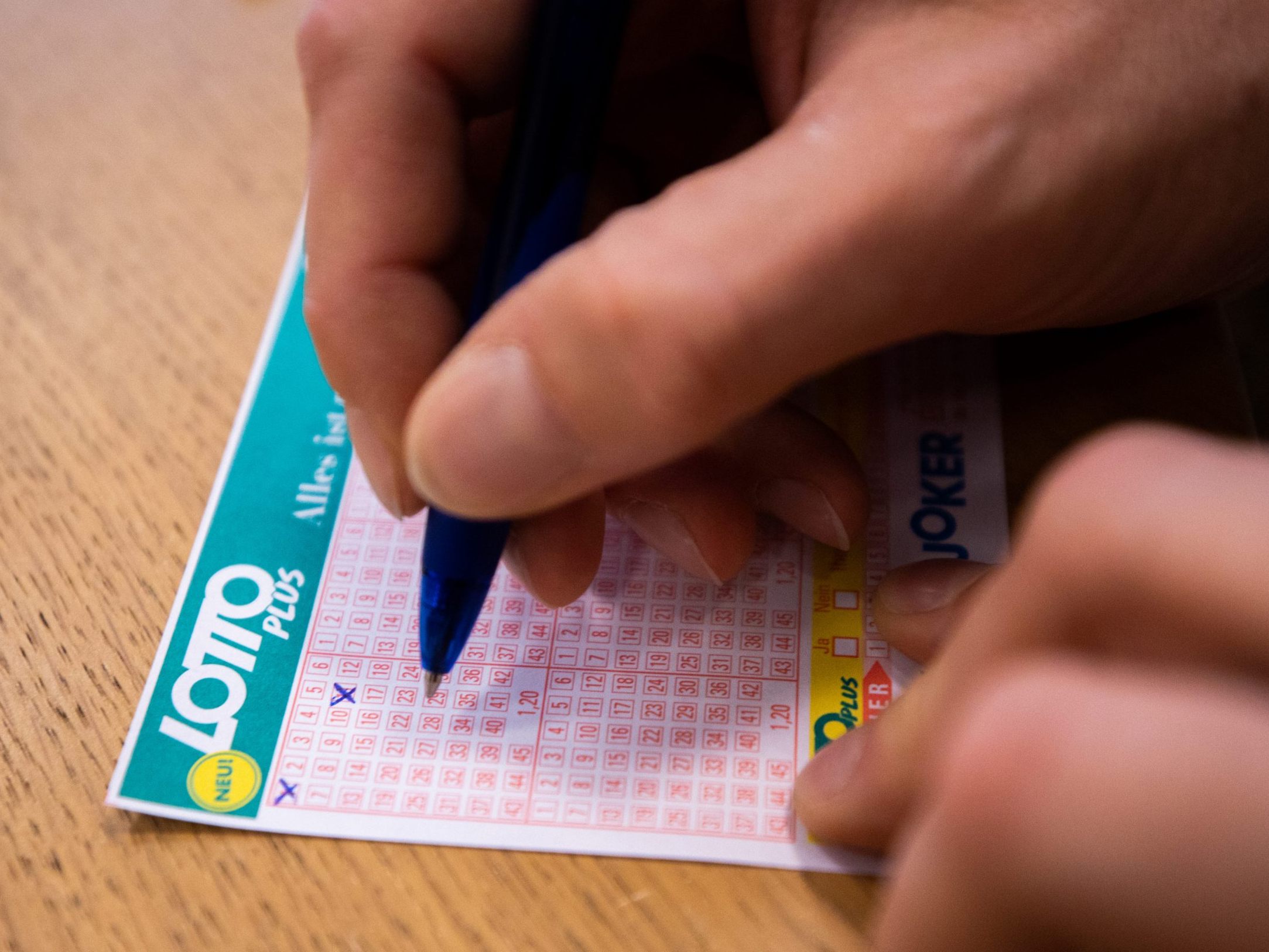 Um einen Lotto-Doppeljackpot geht es bei der Bonus Ziehung am Freitag. Um einen Lotto-Doppeljackpot geht es bei der Bonus Ziehung am Freitag.