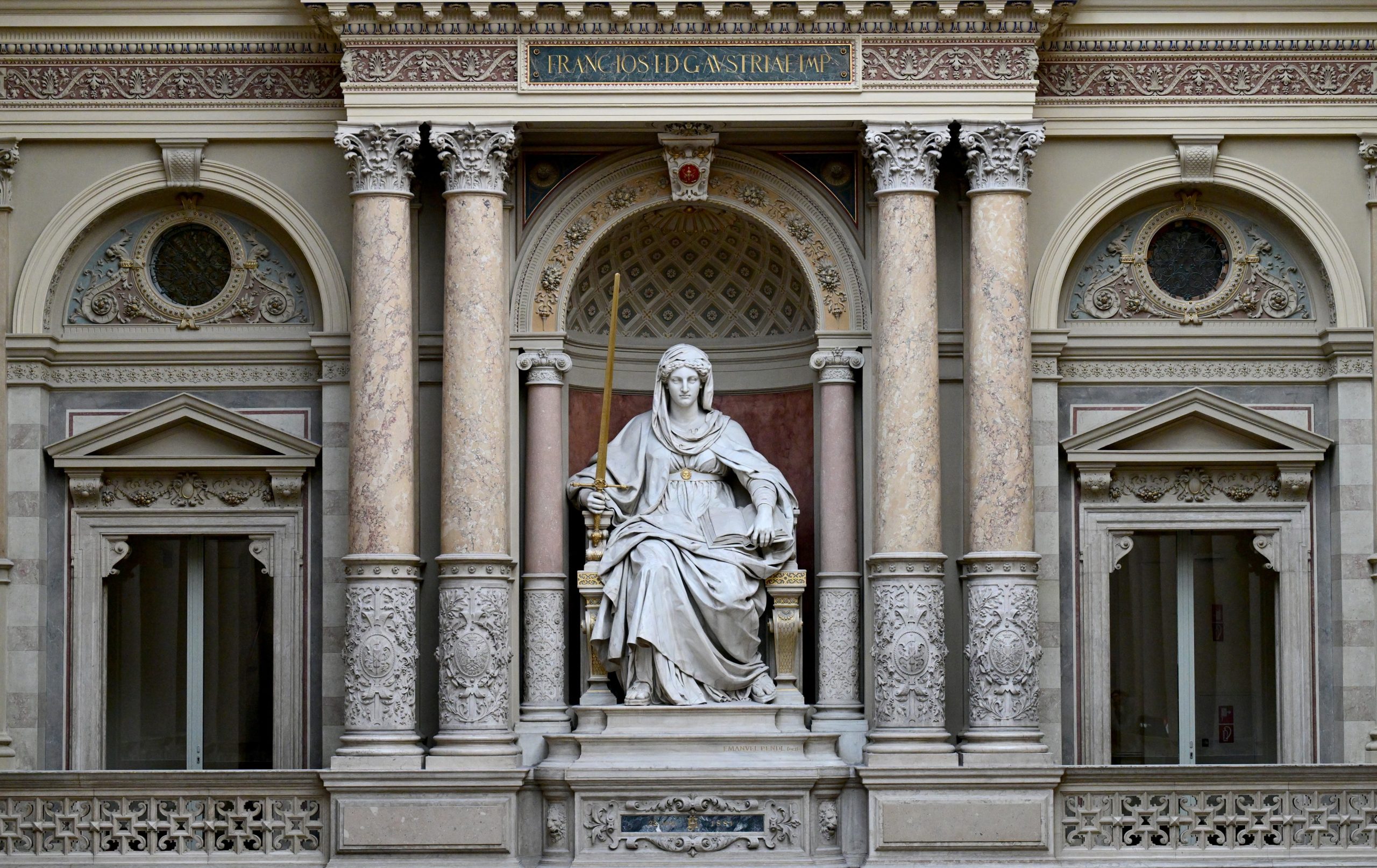 Na Dunaju oprostili deset mladih moških v primeru spolne zlorabe dvanajstletnice