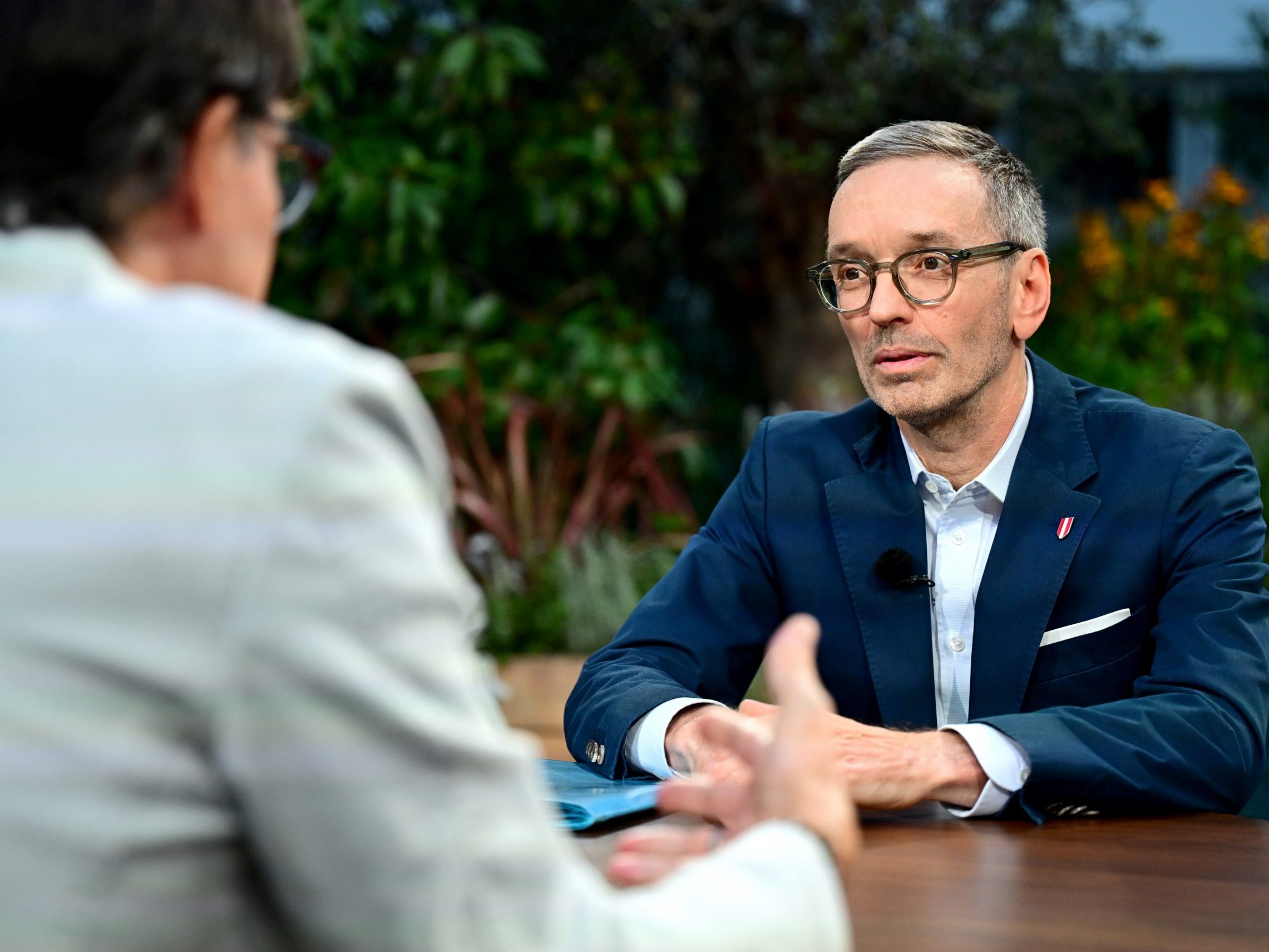 Kickl zu Gast beim ORF-Sommergespräch. Kickl zu Gast beim ORF-Sommergespräch.