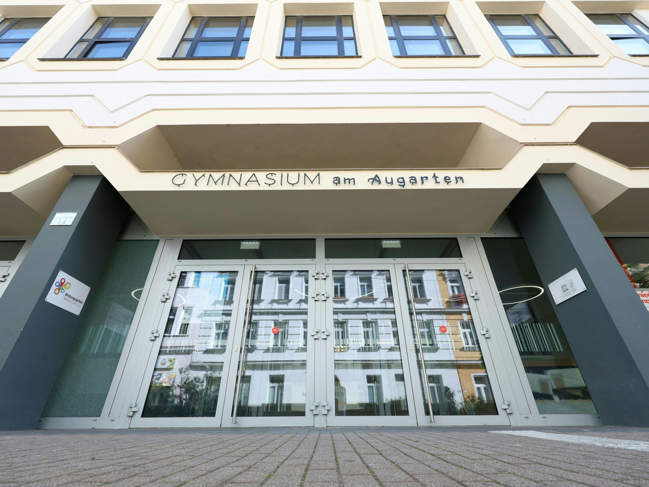 Die Schule im 20. Wiener Gemeindebezirk Brigittenau. Die Schule im 20. Wiener Gemeindebezirk Brigittenau.