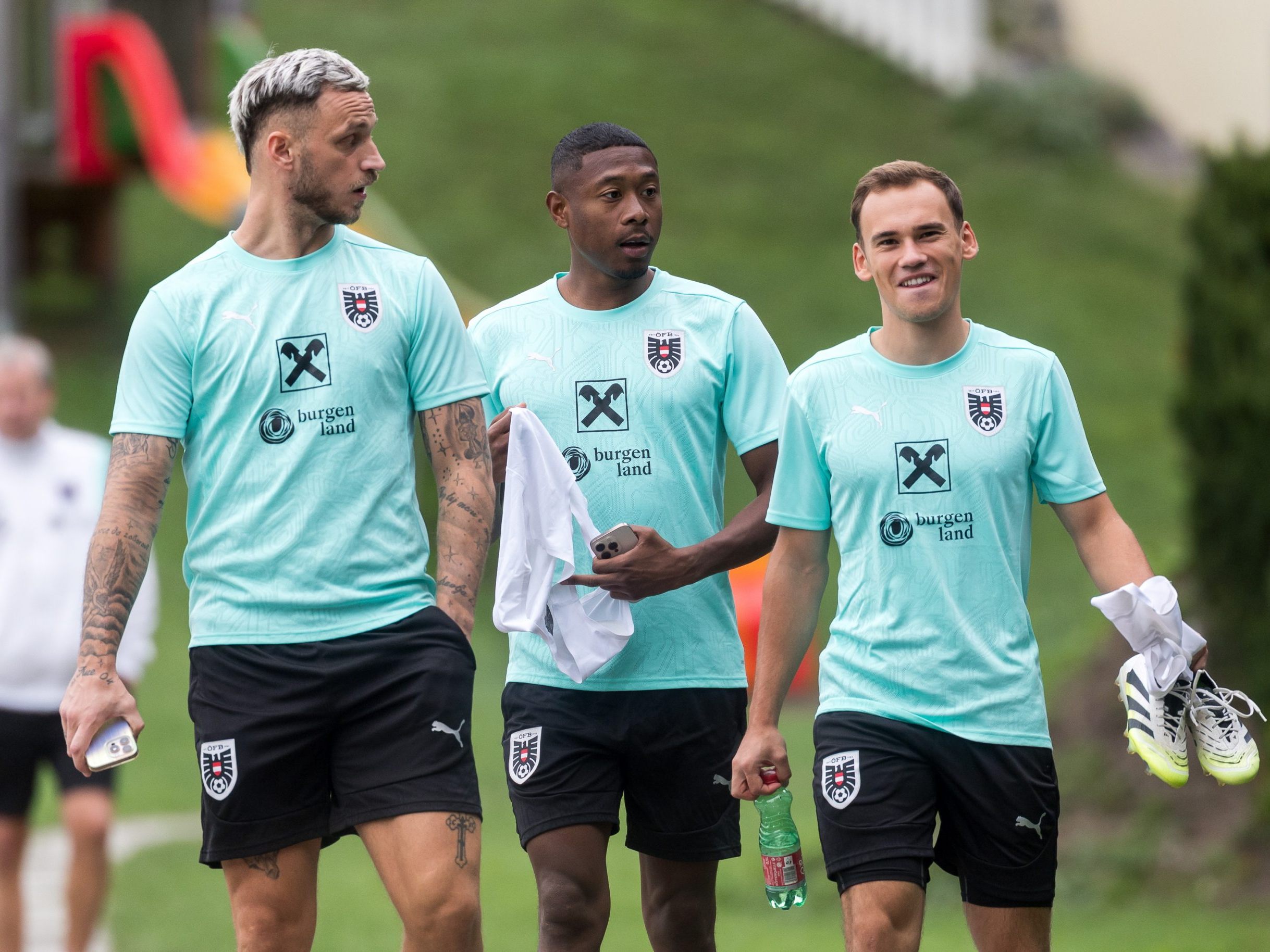 Wurmbrand (rechts) neben Alaba und Arnautovic. Wurmbrand (rechts) neben Alaba und Arnautovic.