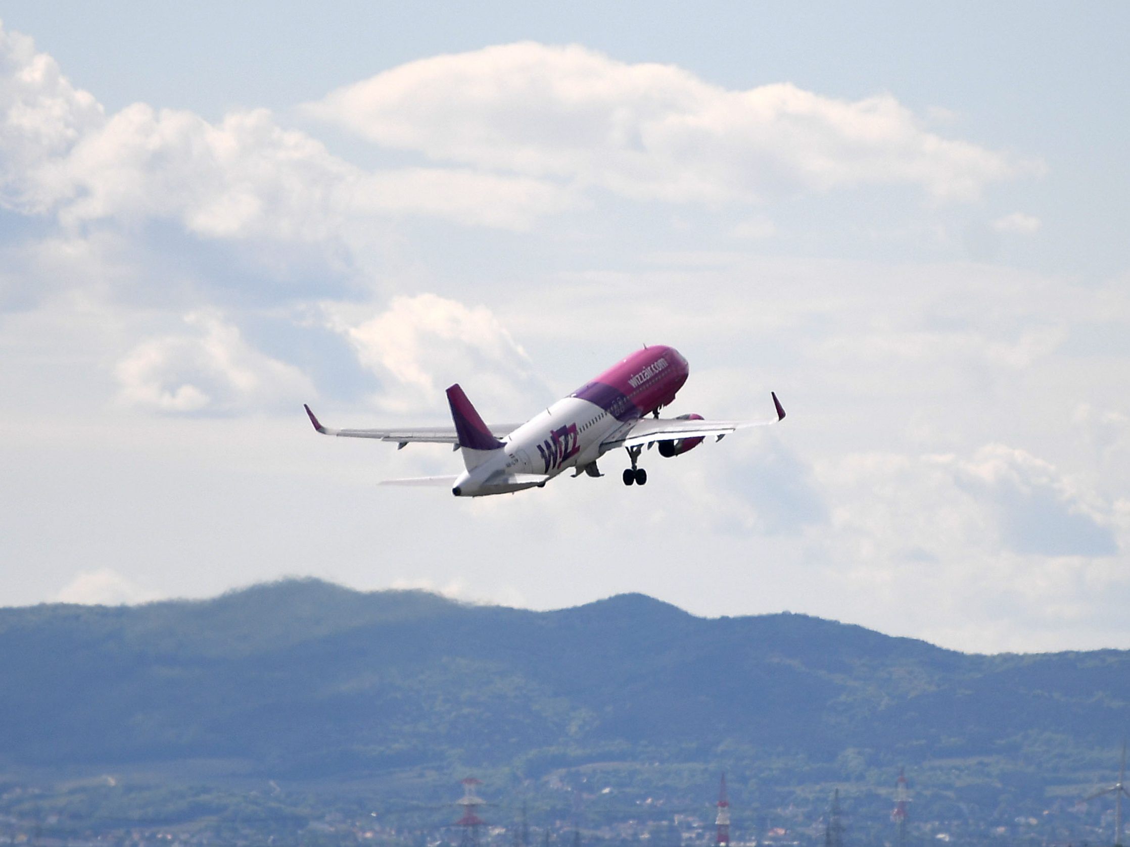 Eine Wizz Air-Maschine in Österreich.