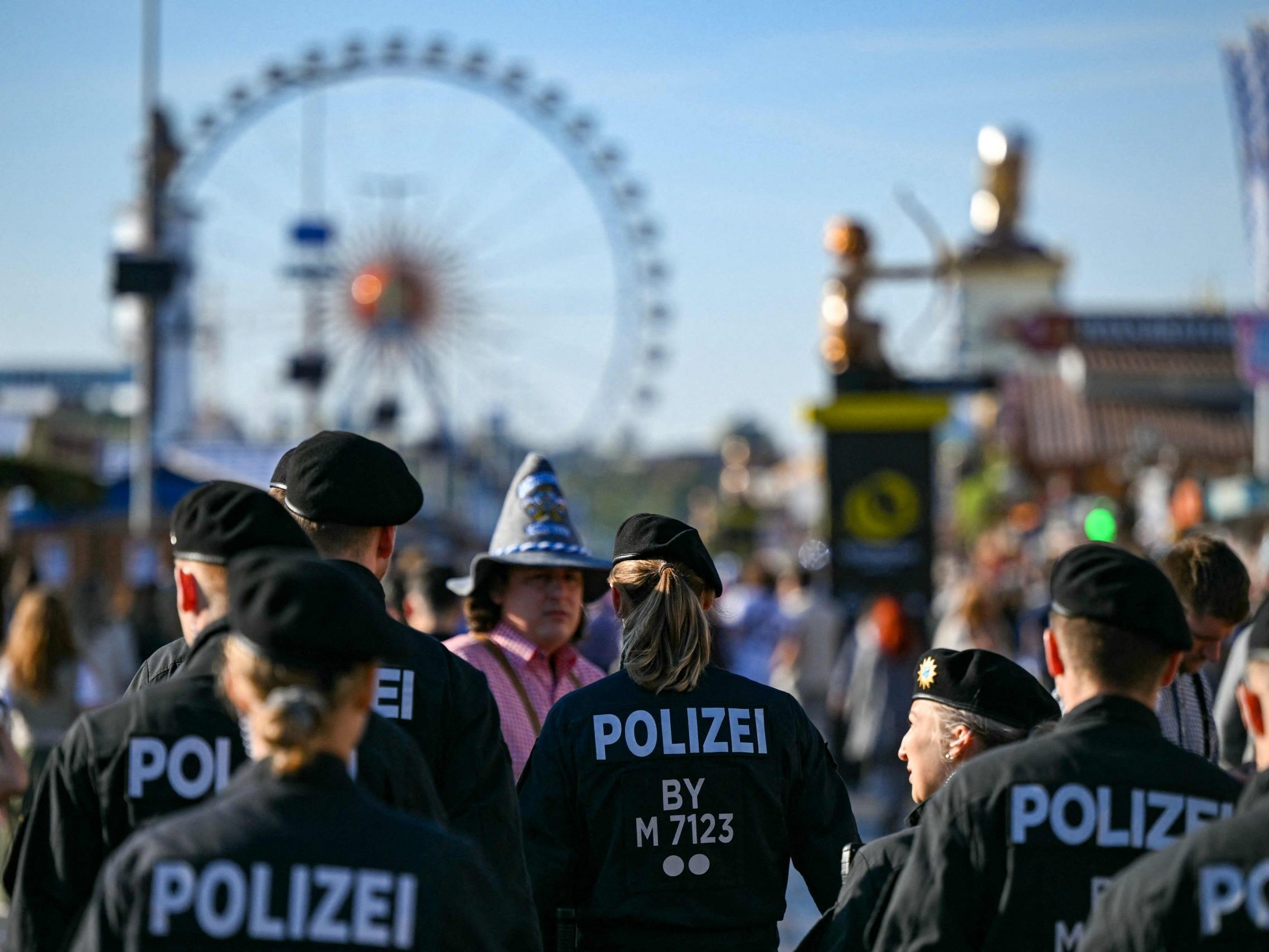 Diese neuen Regeln solltest du vor deinem Wiesn-Besuch kennen Diese neuen Regeln solltest du vor deinem Wiesn-Besuch kennen