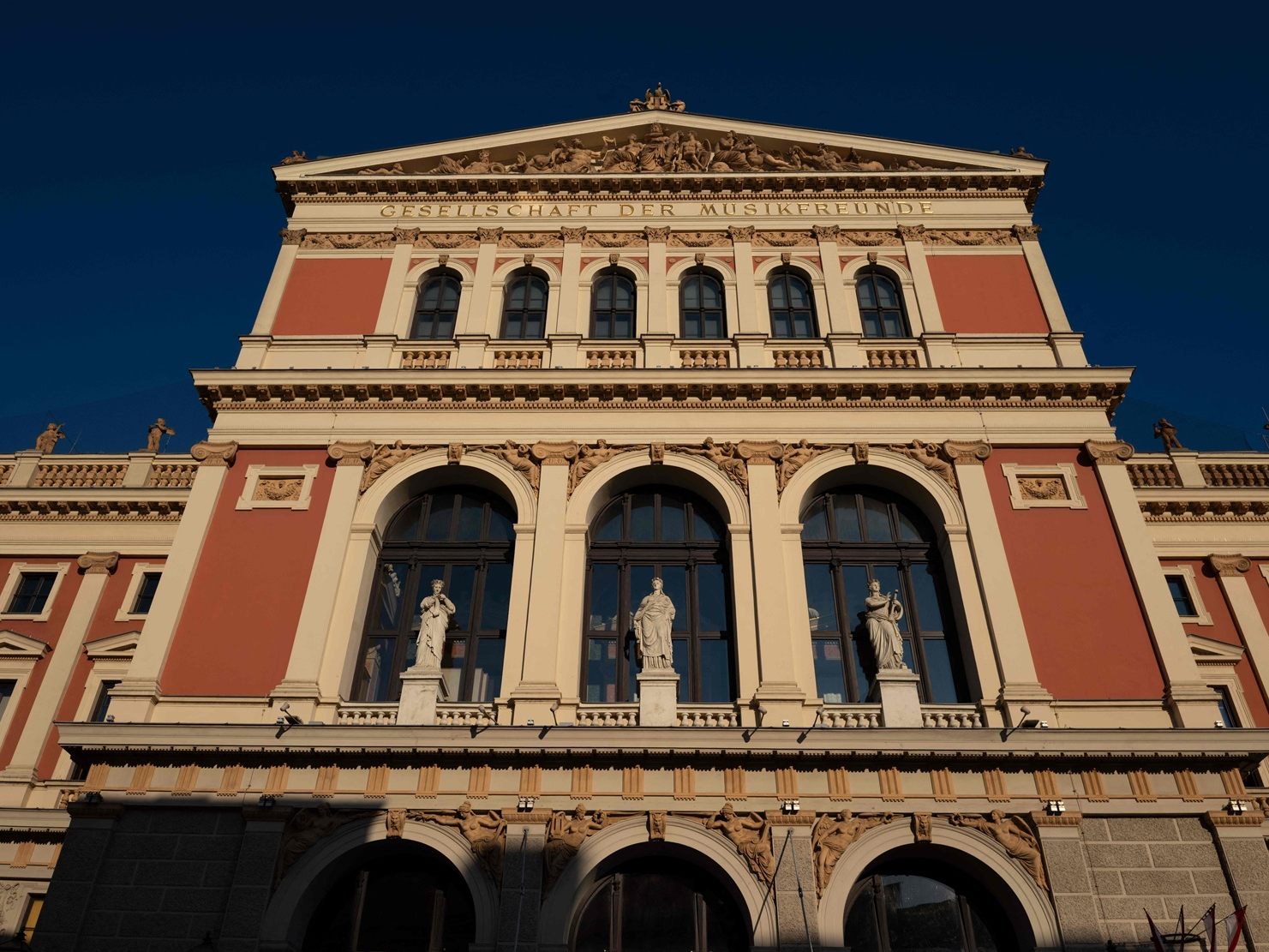 Musikverein erlebte Störung durch Pro-Palästina-Demonstranten. Musikverein erlebte Störung durch Pro-Palästina-Demonstranten.