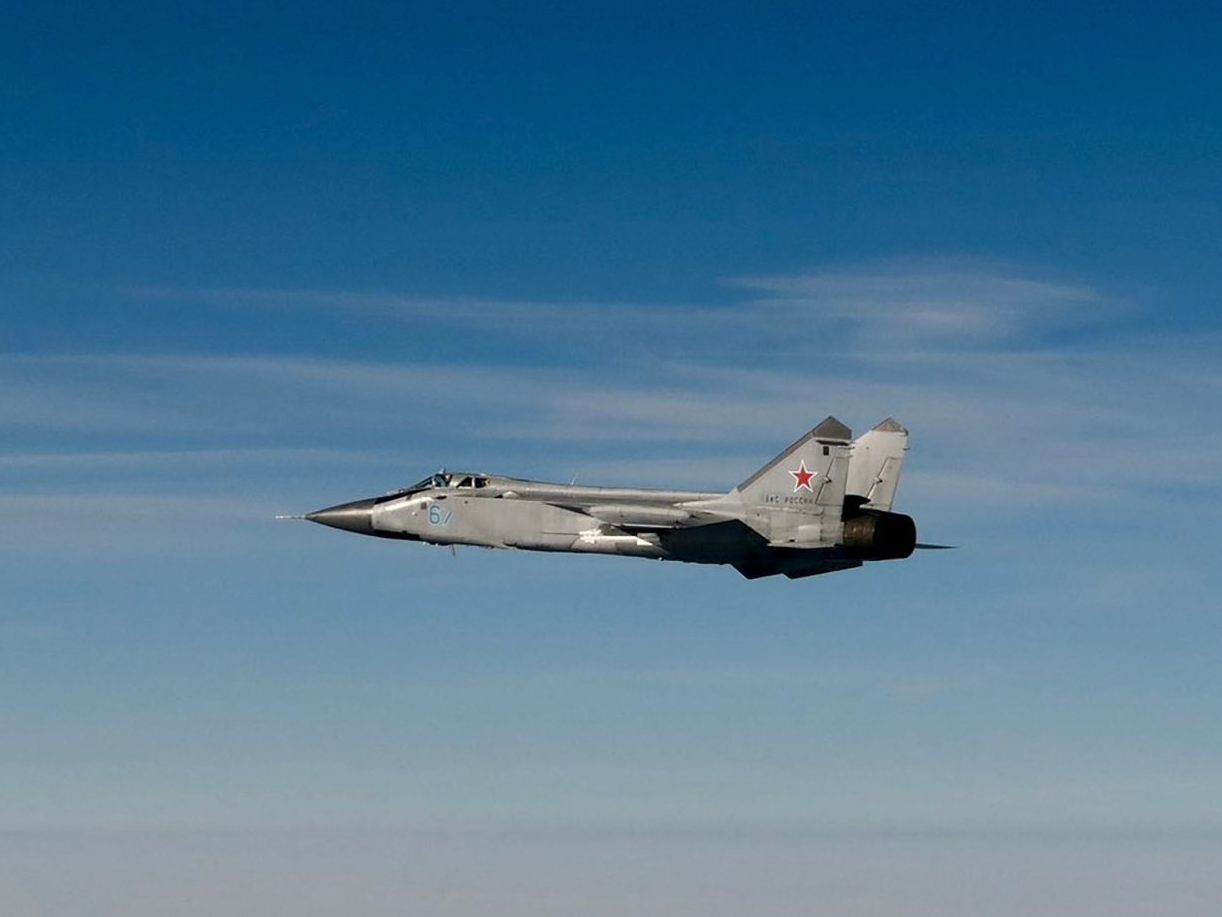 Eine MIG-31 über Estland, fotografiert am 19. September von der schwedischen Luftwaffe. Eine MIG-31 über Estland, fotografiert am 19. September von der schwedischen Luftwaffe.