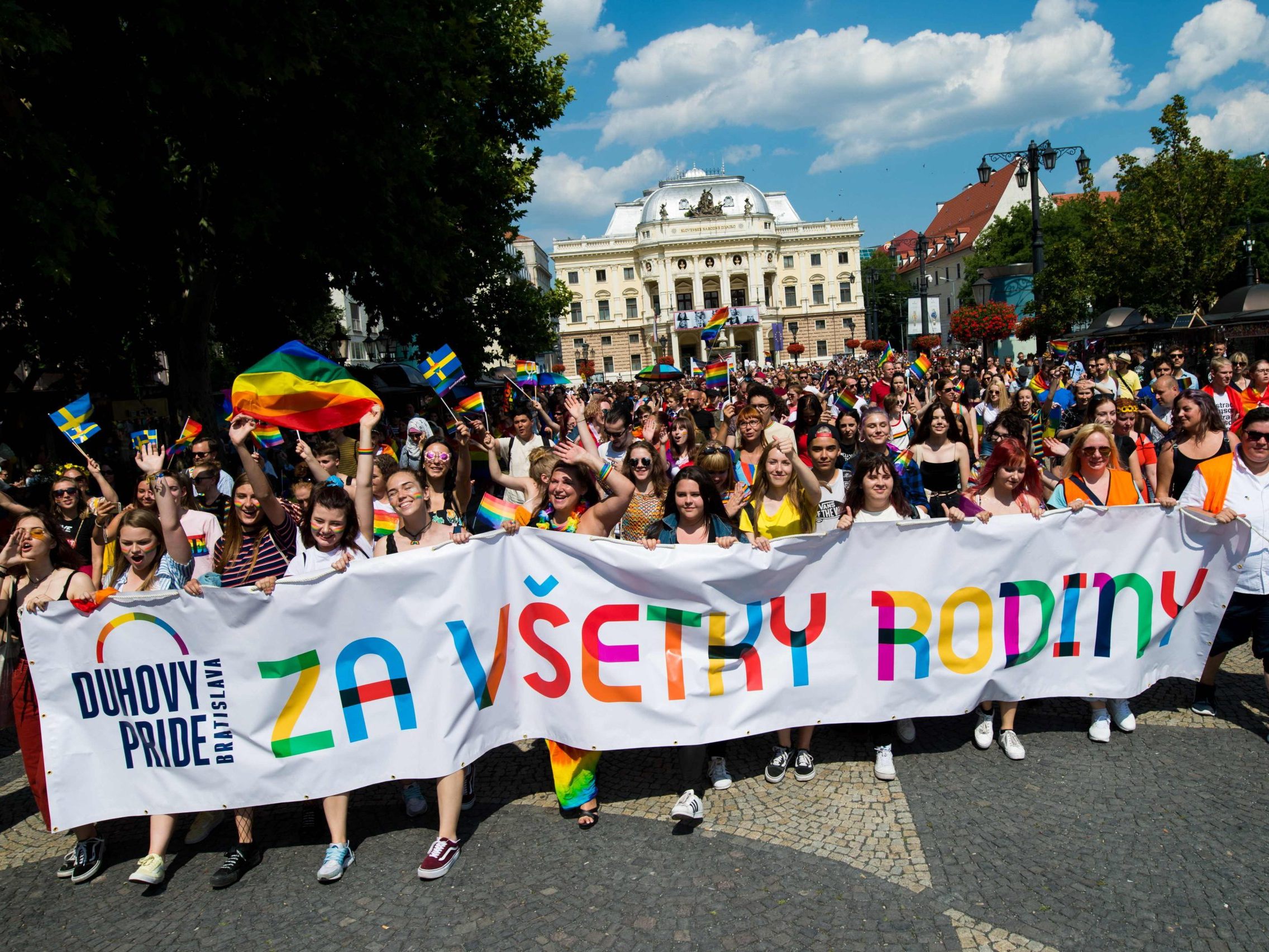 Neue Verfassung, alte Werte? LGBTQ-Rechte in der Slowakei beschnitten Neue Verfassung, alte Werte? LGBTQ-Rechte in der Slowakei beschnitten