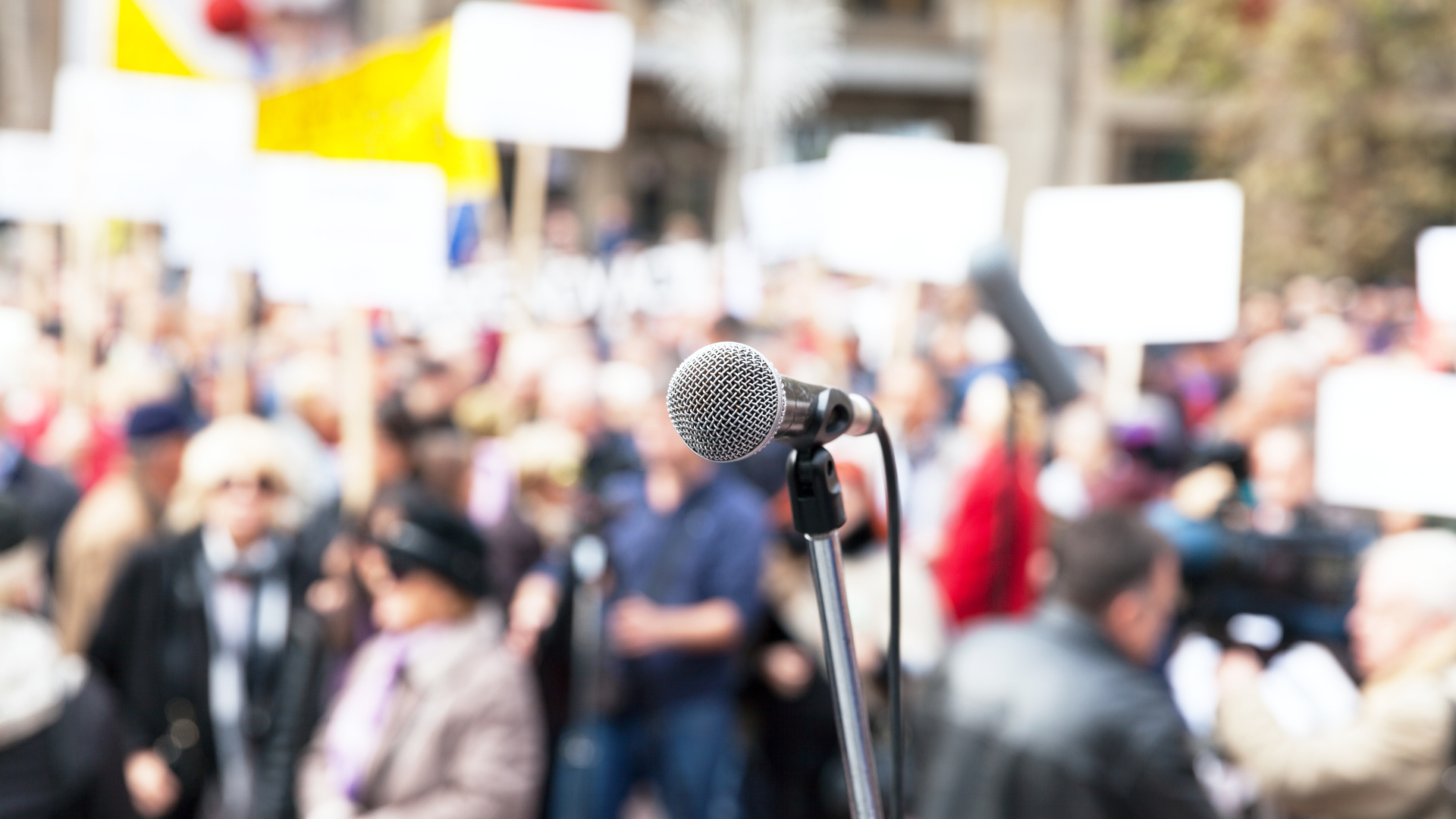Nemčija pritiska za rešitev dveh držav v izraelsko-palestinskem konfliktu, medtem ko se spopadi stopnjujejo