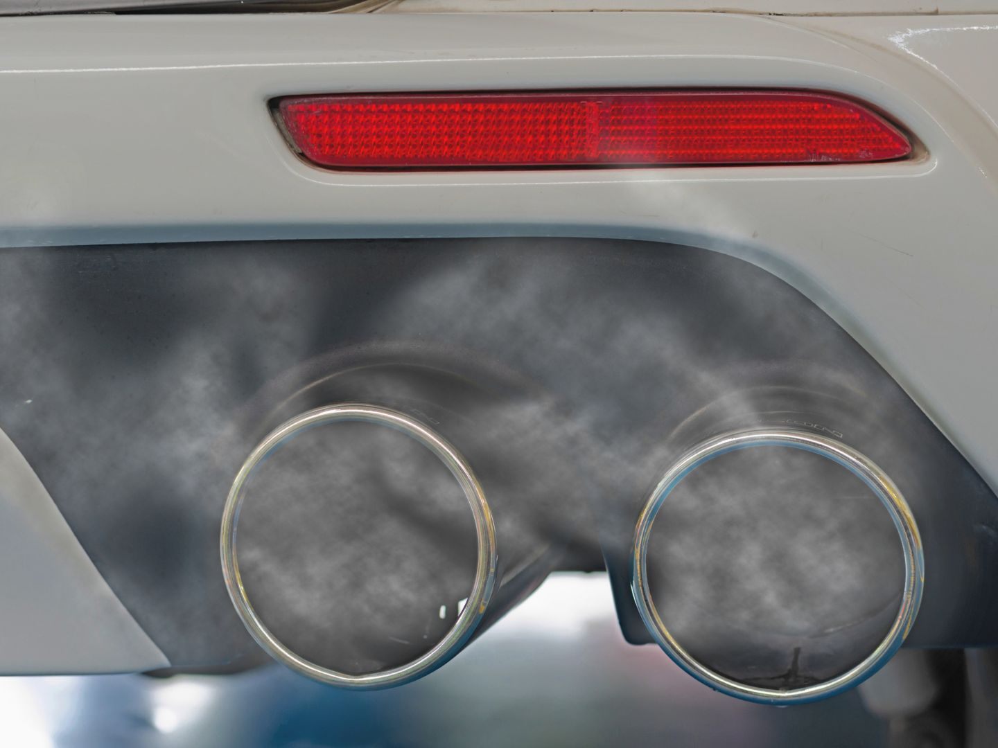 Sollte das Verbrenner-Aus doch nicht kommen, bedeutet das deutliche Mehrkosten für Autofahrer, berechnete Greenpeace. Sollte das Verbrenner-Aus doch nicht kommen, bedeutet das deutliche Mehrkosten für Autofahrer, berechnete Greenpeace.