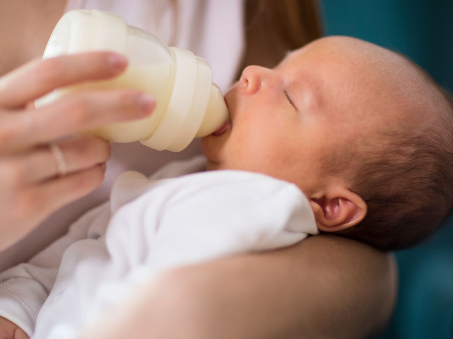 Knapp 80 % aller Babys in Österreich bekommen Säuglingsanfangsnahrung.
