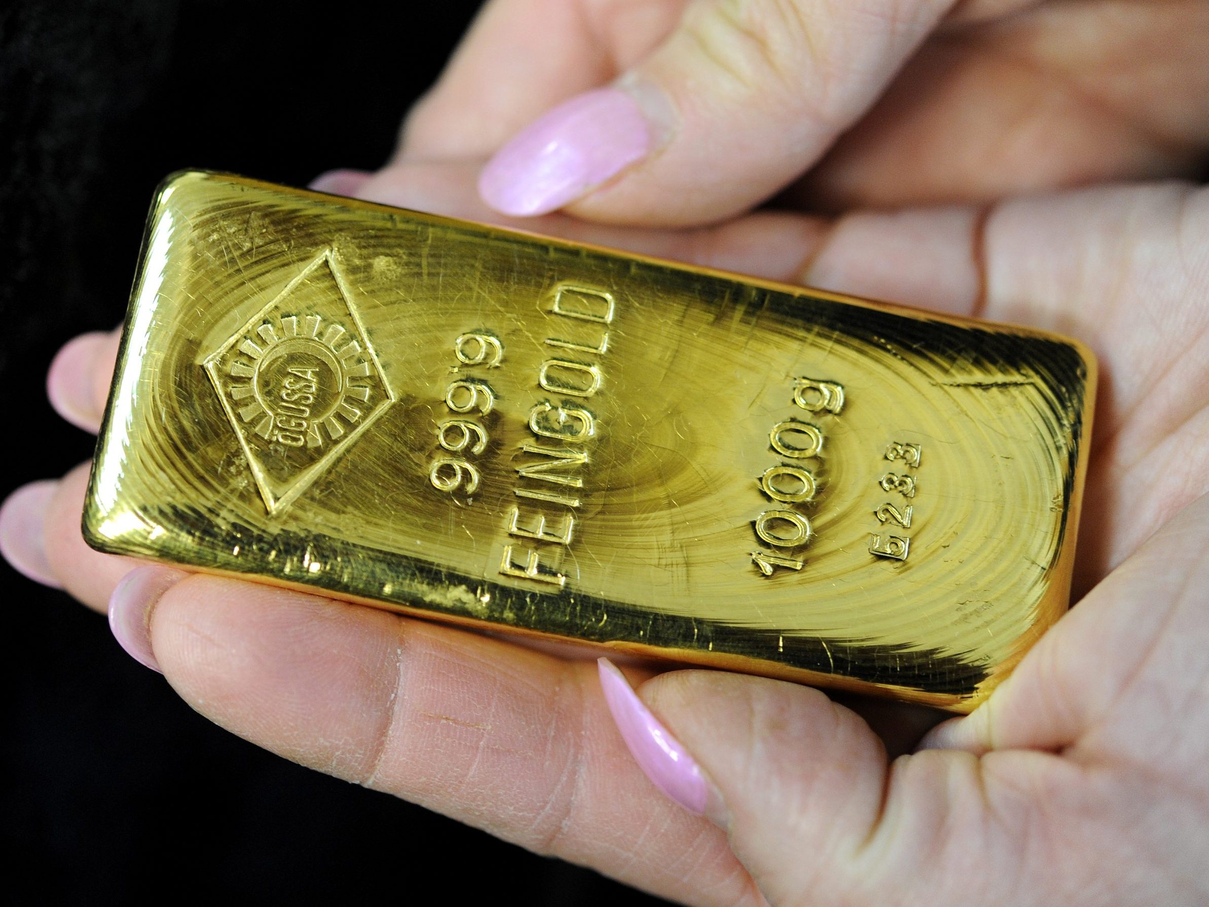 Preis für eine Feinunze Gold (etwa 31,1 Gramm) zog um bis zu 1,3 Prozent an. Preis für eine Feinunze Gold (etwa 31,1 Gramm) zog um bis zu 1,3 Prozent an.