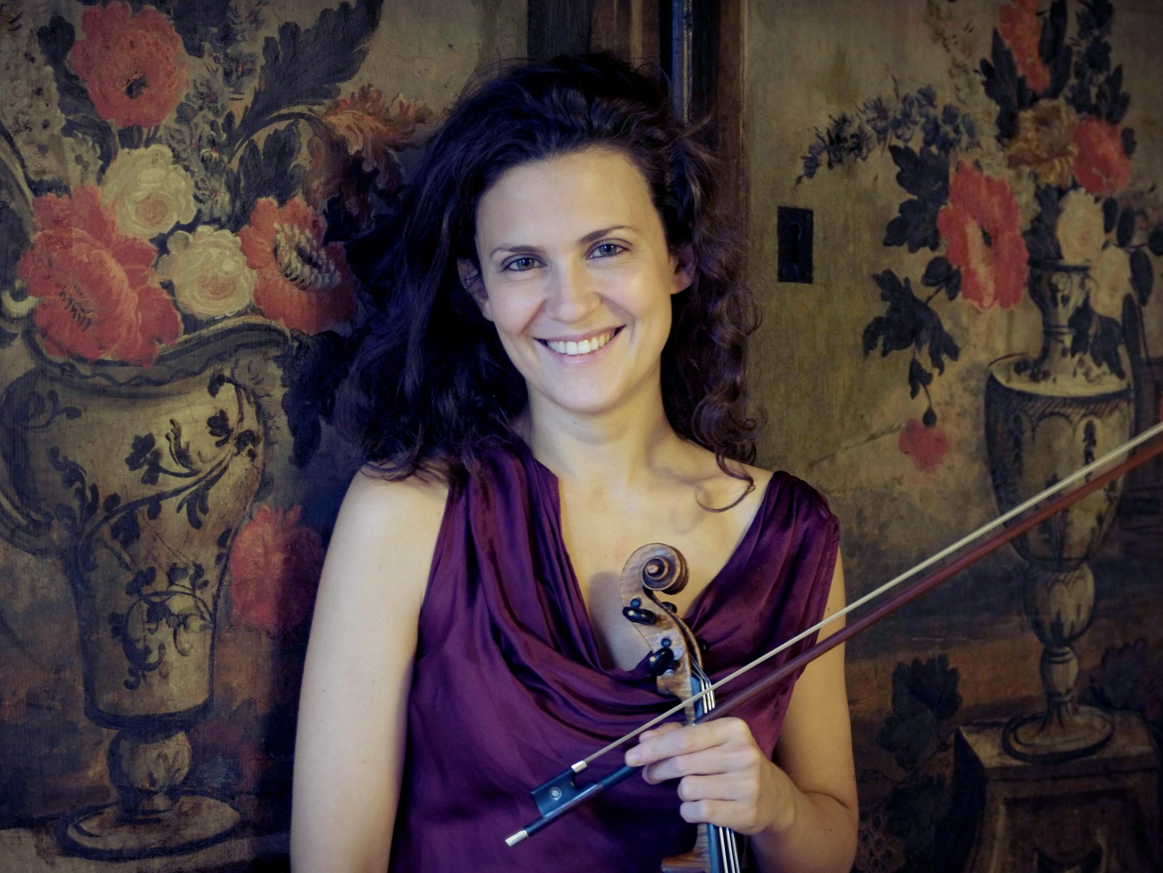 Violinistin Lorenza Borrani eröffnet im „Play and conduct“-Format die Saison. Violinistin Lorenza Borrani eröffnet im „Play and conduct“-Format die Saison.