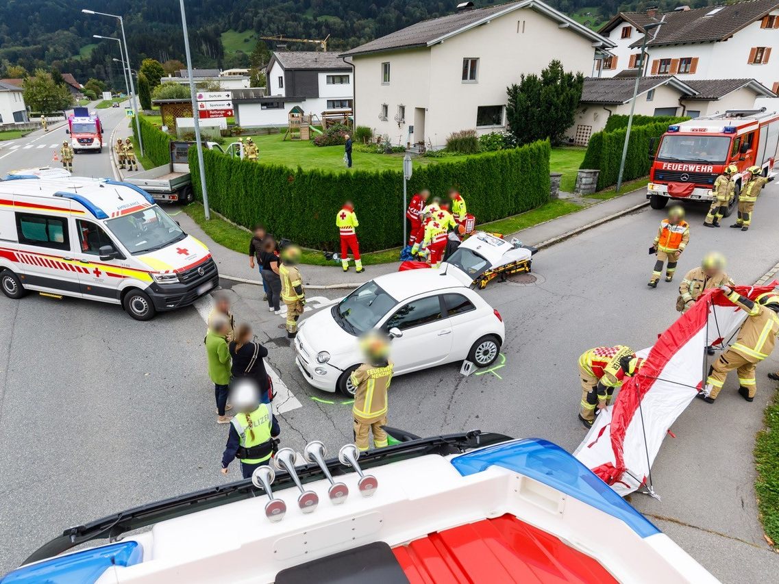 Unfall auf L190: Fiat übersieht Pritschenwagen – ein Verletzter Unfall auf L190: Fiat übersieht Pritschenwagen – ein Verletzter