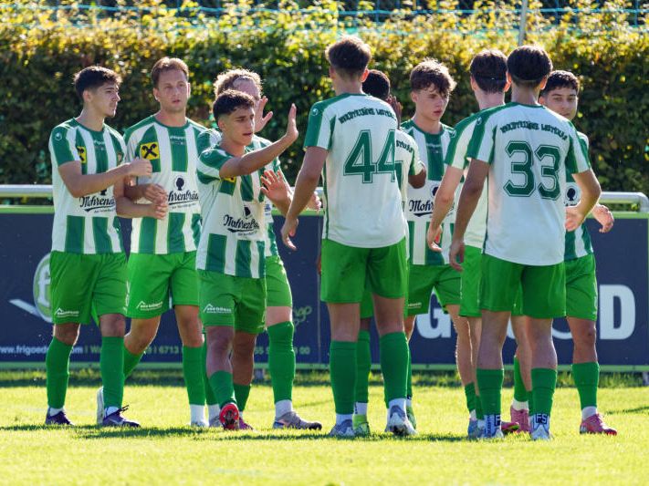 Aufsteiger Austria Lustenau Amateure feiert ersten Saisonsieg.