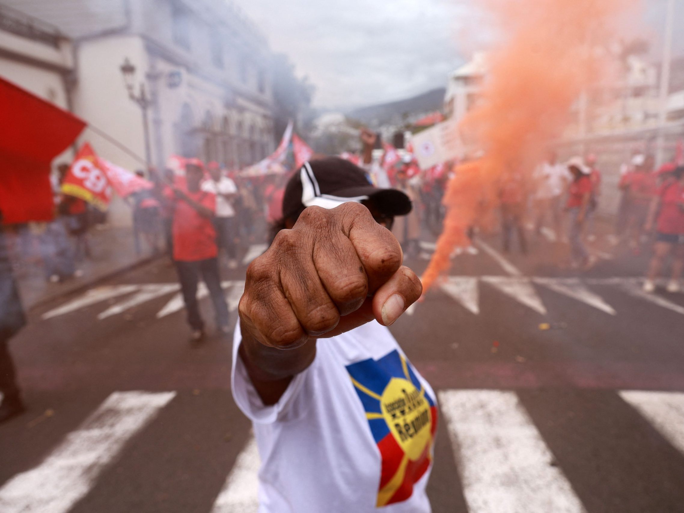Streik-Chaos in Frankreich – fast 800.000 protestieren. Streik-Chaos in Frankreich – fast 800.000 protestieren.