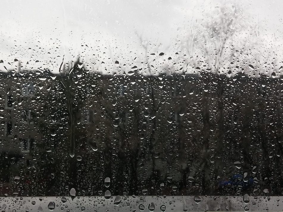 Das Wetter wird kalt und regnerisch.