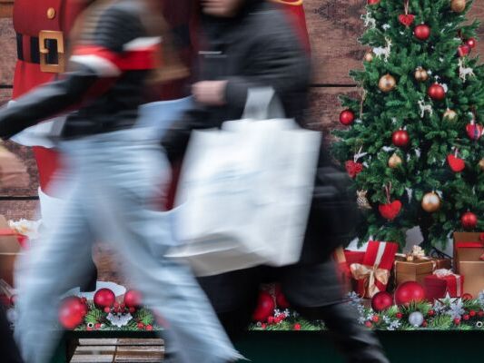 Handelsforscher: Aufschwung im Weihnachtsgeschäft "nicht zu erwarten"