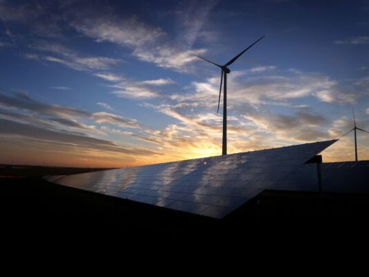 Gesetz soll Energiewende durch schnellere Genehmigungen ankurbeln