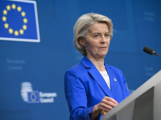 Ursula von der Leyen will mehr auf Recycling setzen Ursula von der Leyen will mehr auf Recycling setzen