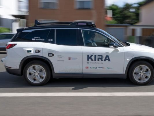 Selbstfahrende Autos verunsichern derzeit noch die Bevölkerung