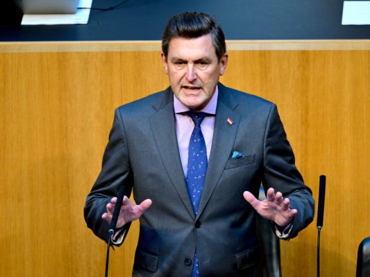 Hanke zeigt sich mit Verweis aufs Budget "gesprächsbereit"