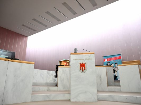 Im Vorarlberger Landtag sprechen gleich viele Frauen wie Männer Im Vorarlberger Landtag sprechen gleich viele Frauen wie Männer