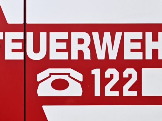 40 Feuerwehrleute standen im Löscheinsatz 40 Feuerwehrleute standen im Löscheinsatz