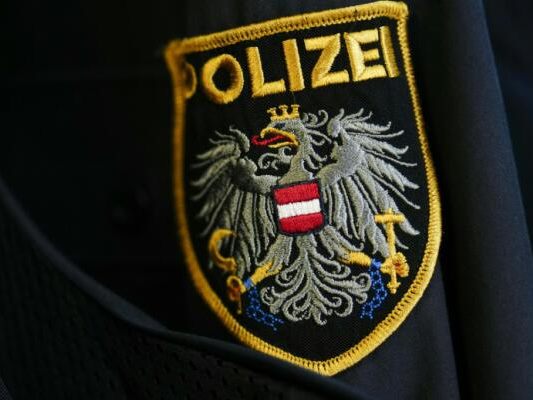 Die Polizei stellte einen jugendlichen Autofahrer Die Polizei stellte einen jugendlichen Autofahrer