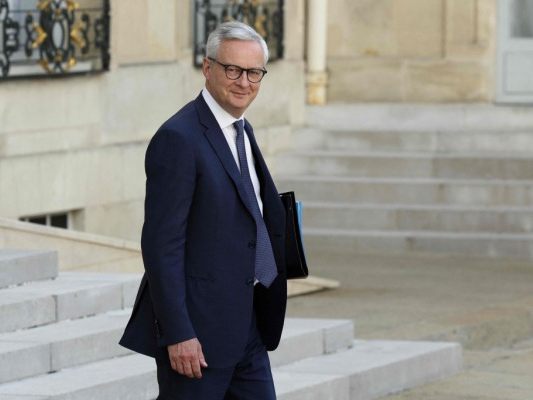 Bruno Le Maire wechselt von der Wirtschaft in die Verteidigung Bruno Le Maire wechselt von der Wirtschaft in die Verteidigung