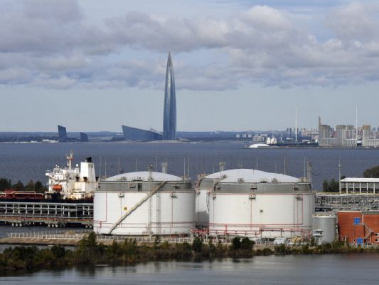 Russland füllt mit dem Rohstoffexport seine Kriegskasse Russland füllt mit dem Rohstoffexport seine Kriegskasse