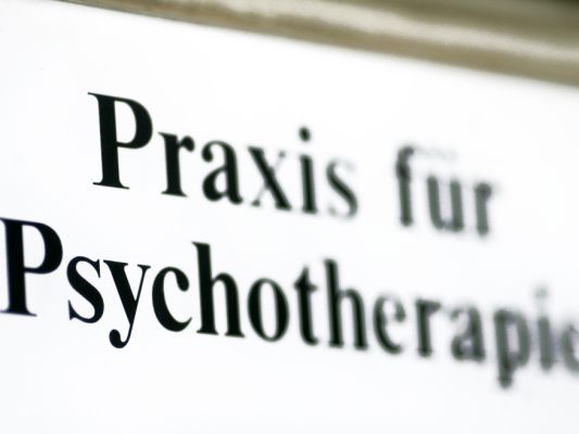 Die Psychosozialen Zentren Tirol wehren sich gegen etwaige Kürzungen Die Psychosozialen Zentren Tirol wehren sich gegen etwaige Kürzungen