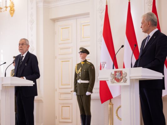 Van der Bellen und Nauseda (v.l.n.r.) Van der Bellen und Nauseda (v.l.n.r.)