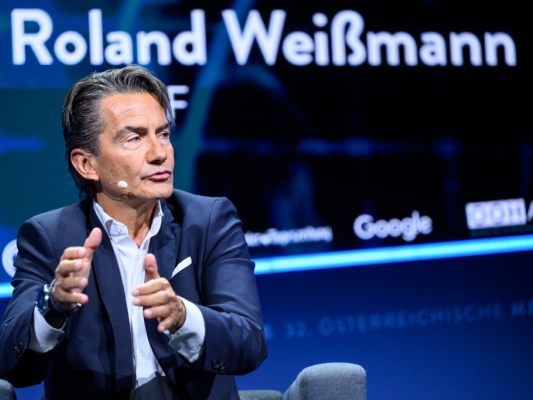 Roland Weißmann sieht sich angeblich Druck aus der ÖVP gegenüber Roland Weißmann sieht sich angeblich Druck aus der ÖVP gegenüber