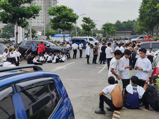 Menschen in Davao brachten sich in Sicherheit