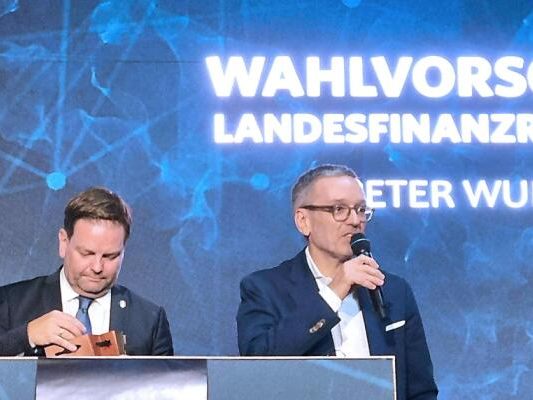 Abwerzger und Kickl zeigten sich angriffig Abwerzger und Kickl zeigten sich angriffig