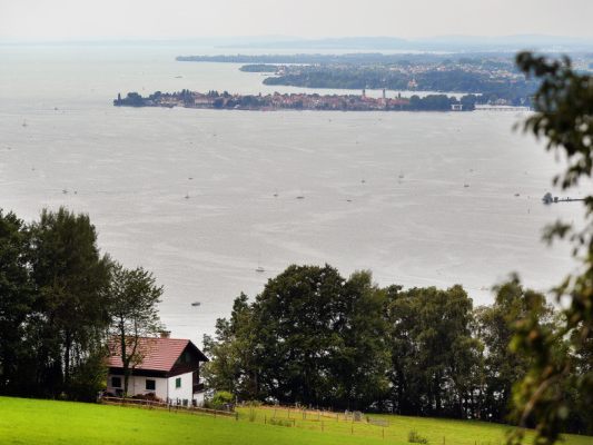 Bei einem Bootsunglück am Bodensee wurde eine Frau getötet Bei einem Bootsunglück am Bodensee wurde eine Frau getötet