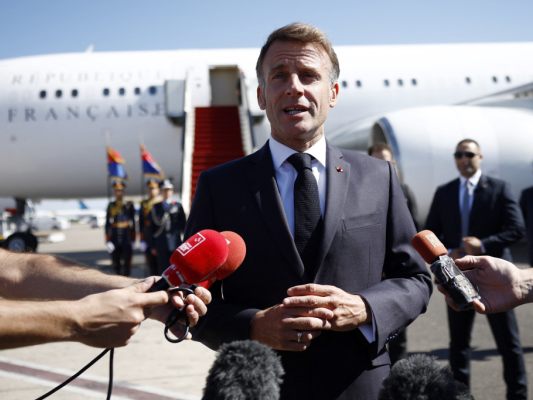 Macron kämpft weiter