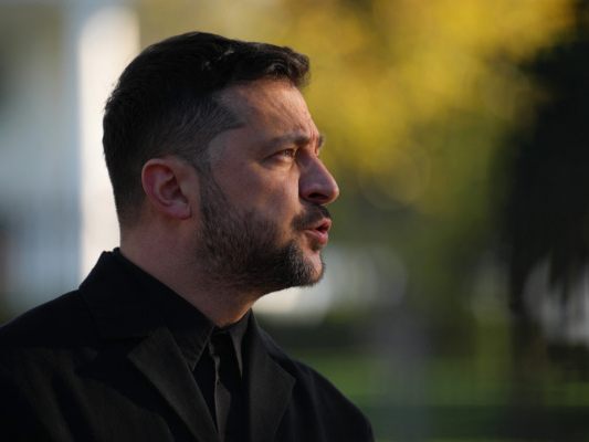 Wolodymyr Selenskyj wirft Wladimir Putin Verzögerungstaktik vor Wolodymyr Selenskyj wirft Wladimir Putin Verzögerungstaktik vor