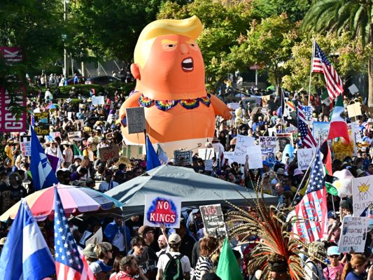 Massenproteste gegen Trump in den USA Massenproteste gegen Trump in den USA