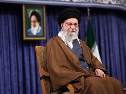 Khamenei: "Träumen Sie weiter!" Khamenei: "Träumen Sie weiter!"