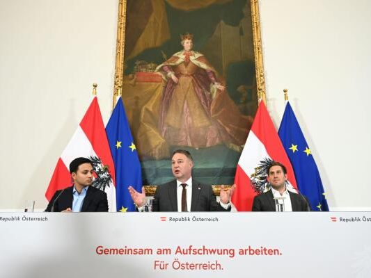 Shetty, Babler und Pröll wollen die Inflation dämpfen Shetty, Babler und Pröll wollen die Inflation dämpfen