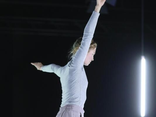 Zirkus als Kunstform jenseits der klassischen Manege