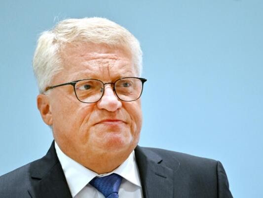 Luger musste im Zuge der Affäre zurücktreten Luger musste im Zuge der Affäre zurücktreten