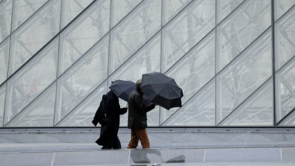 Trübe Stimmung nach Einbruch in den Louvre