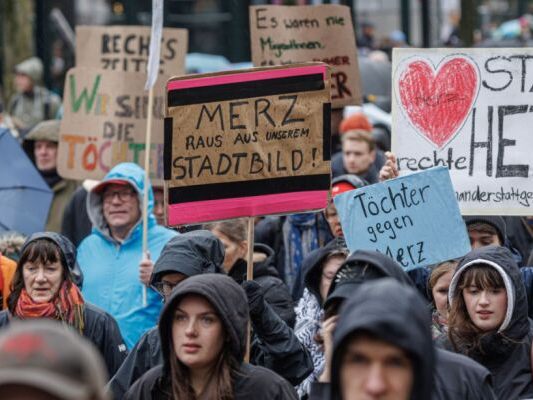 Demonstration nach "Stadtbild"-Aussagen